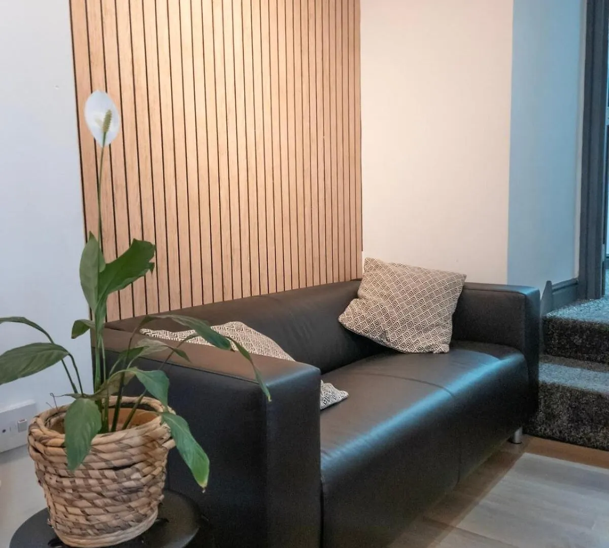 Mega Value Stay - 7 Beds, Keyless Entry, City 5 Min Walk By Property Promise Cardiff 0*,